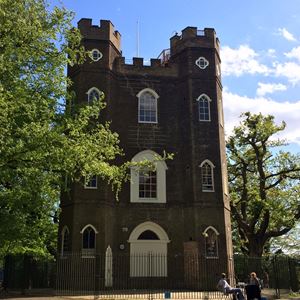 Greenwich Bus Tour (2 venues) Greenwich Bus Tour (2 venues)