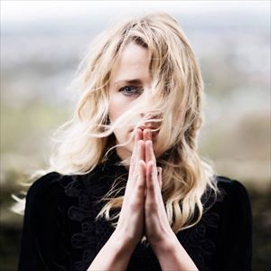 Hannah Nicholson Hannah Nicholson