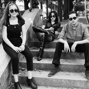 Kitty, Daisy & Lewis Kitty, Daisy & Lewis