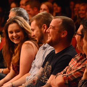 LOL COMEDY CLUB - NEW YEARS EVE LOL COMEDY CLUB - NEW YEARS EVE