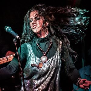 Sari Schorr & The Engine Room Sari Schorr & The Engine Room