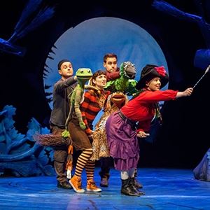 ROOM ON THE BROOM ROOM ON THE BROOM