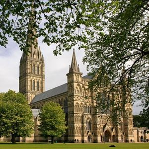 Salisbury, Windsor, Stonehenge & City of Bath with Free Lunch Pack Salisbury, Windsor, Stonehenge & City of Bath with Free Lunch Pack