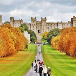 Windsor Castle, Oxford and Stonehenge tour with Free Lunch Pack Windsor Castle, Oxford and Stonehenge tour with Free Lunch Pack