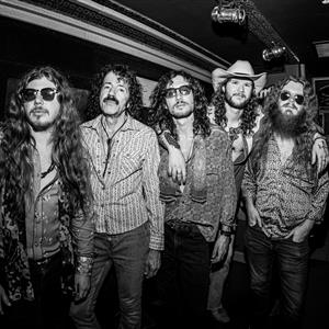 Hippies & Cowboys
