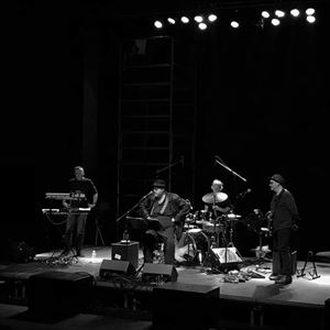 Bring Me The Head of Ubu Roi (Pere Ubu Live) Bring Me The Head of Ubu Roi (Pere Ubu Live)