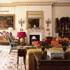 Coach + Clarence House - North Essex Coach + Clarence House - North Essex