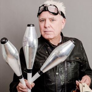 Dave Spikey: Juggling On A Motorbike Dave Spikey: Juggling On A Motorbike
