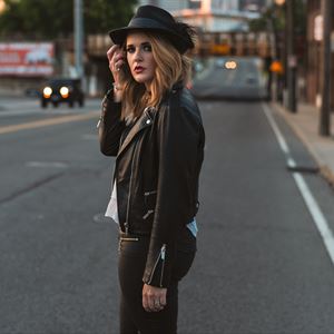 Elles Bailey Elles Bailey