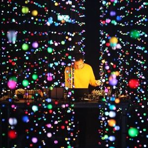 Four Tet (Live) Four Tet (Live)