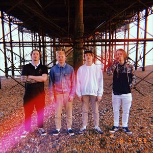 GETRZ / NO HOT ASHES / WE ARE PARKAS / FREAKOUTS GETRZ / NO HOT ASHES / WE ARE PARKAS / FREAKOUTS