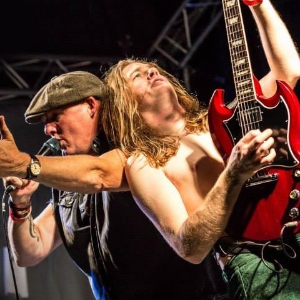 HELLS BELLS AC/DC