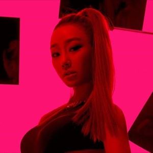 HYOLYN HYOLYN