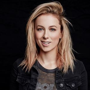 Iliza Shlesinger Iliza Shlesinger