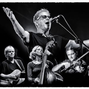 John Jones & The Reluctant Ramblers John Jones & The Reluctant Ramblers