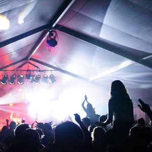 Live @ the Farm Live @ the Farm