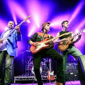 Money For Nothing - Dire Straits Legacy Money For Nothing - Dire Straits Legacy