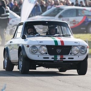 Race Retro Race Retro