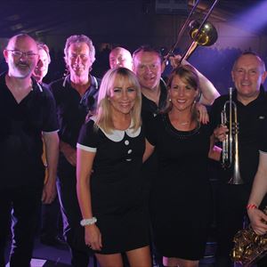 Sarah Collins & The Keep The Faith Band Sarah Collins & The Keep The Faith Band