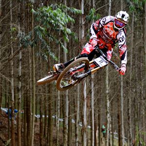 Steve Peat: Bikes & Beers Steve Peat: Bikes & Beers