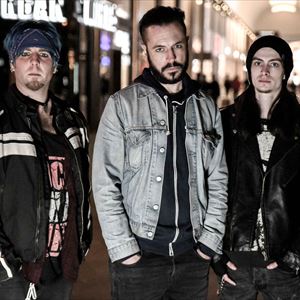 Ryders Creed / Molly Karloff / Black Tree Vultures Ryders Creed / Molly Karloff / Black Tree Vultures