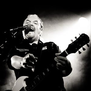 THE MIGHTY WAH! presents THE PETE WYLIE SHOW! THE MIGHTY WAH! presents THE PETE WYLIE SHOW!