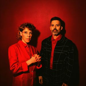 tUnE-yArDs