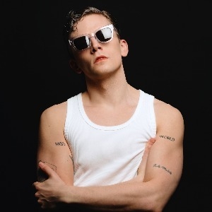 Joe Sutherland: MISS WORLD Joe Sutherland: MISS WORLD