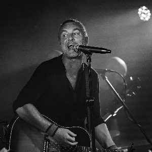 NE Street Band (Solo Springsteen)