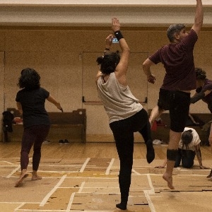 Oficina de Dança Contemporanea: Sob o Pavimento