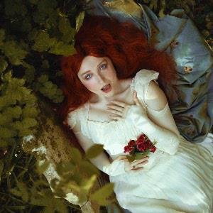 Bebe Cave: Swoon