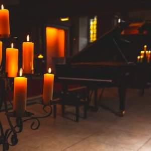 Chillout Piano by Candlelight