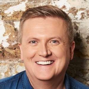 ALED JONES - Full Circle