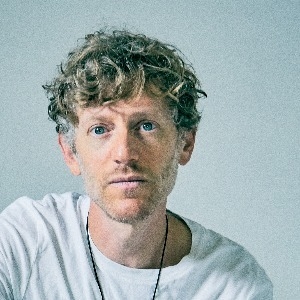 Robert Stillman + Tom Skinner (solo)