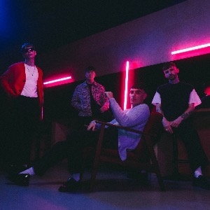 The K's: 'Pretty On The Internet' Stripped-Back The K's: 'Pretty On The Internet' Stripped-Back