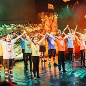 ZAUBERWALD MIT SINGVÖGEL