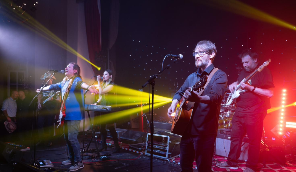 Bob Floyd The David Gilmour Experience tickets and tour dates