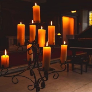 CHOPIN AND CHAMPAGNE BY CANDLELIGHT CMP24