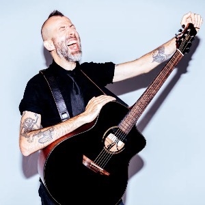 Jon Gomm