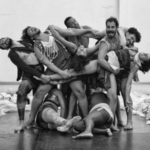 Lia Rodrigues - Borda