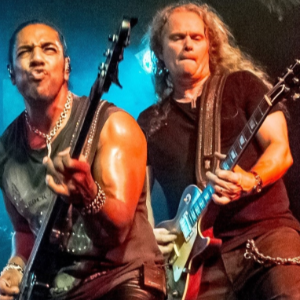 LIMEHOUSE LIZZY - THE CHRISTMAS SHOW 2024 - Leeds Irish Centre (Leeds)