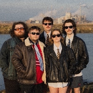 MARKETPLACE + Support