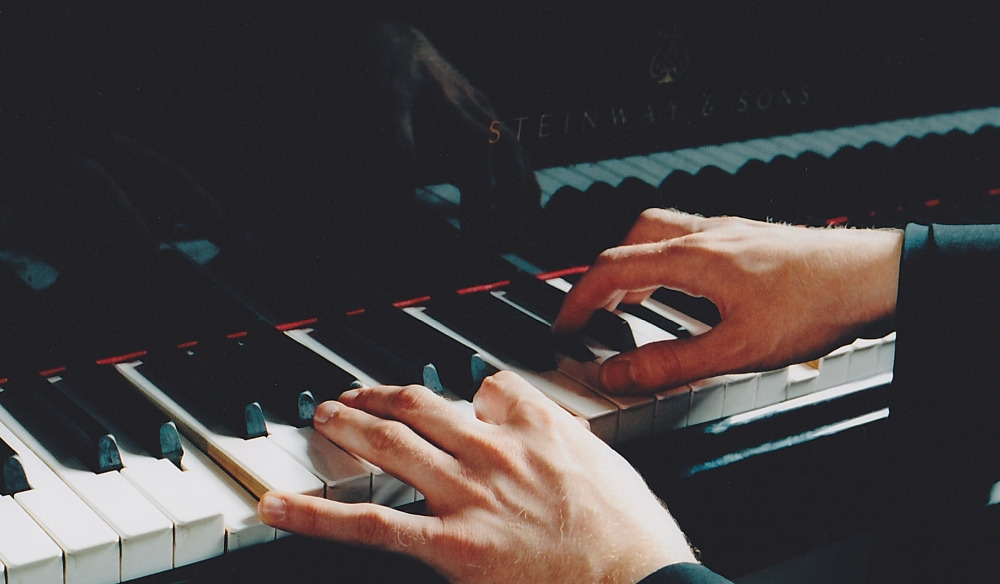 Moonlight Sonata at Christmas by Candlelight