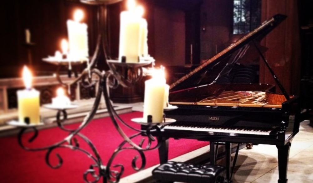 MOZART AND MOONLIGHT BY CANDLELIGHT CMP
