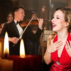 New Years Opera on the Strand by Candlelight