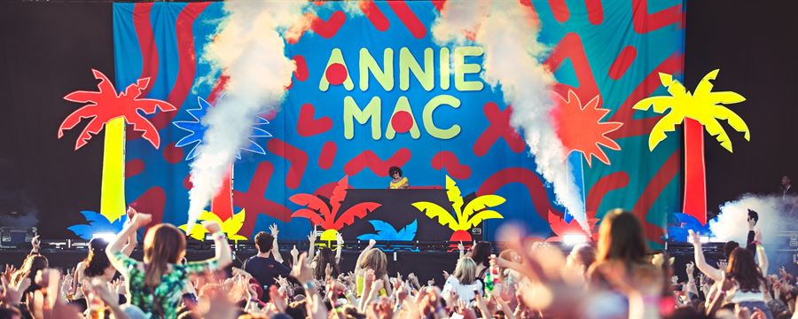ANNIE MAC ANNOUNCES SUNSET MIX COMPILATION IN AID OF KIDS COMPANY CHARITY