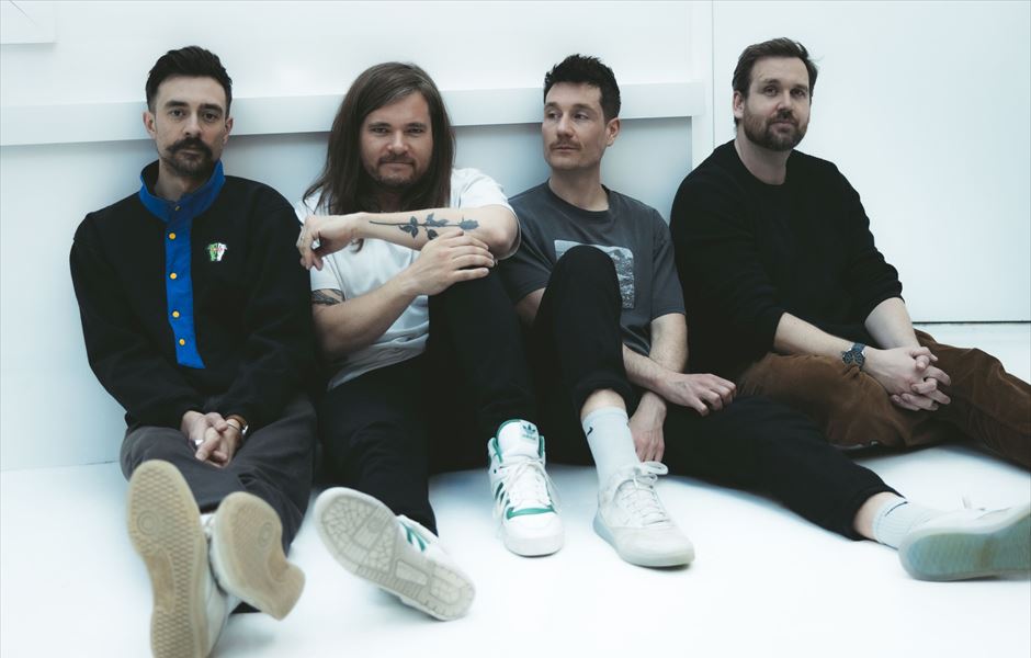 BASTILLE ANNOUNCE HUGE UK ARENA TOUR NOVEMBER 2025!