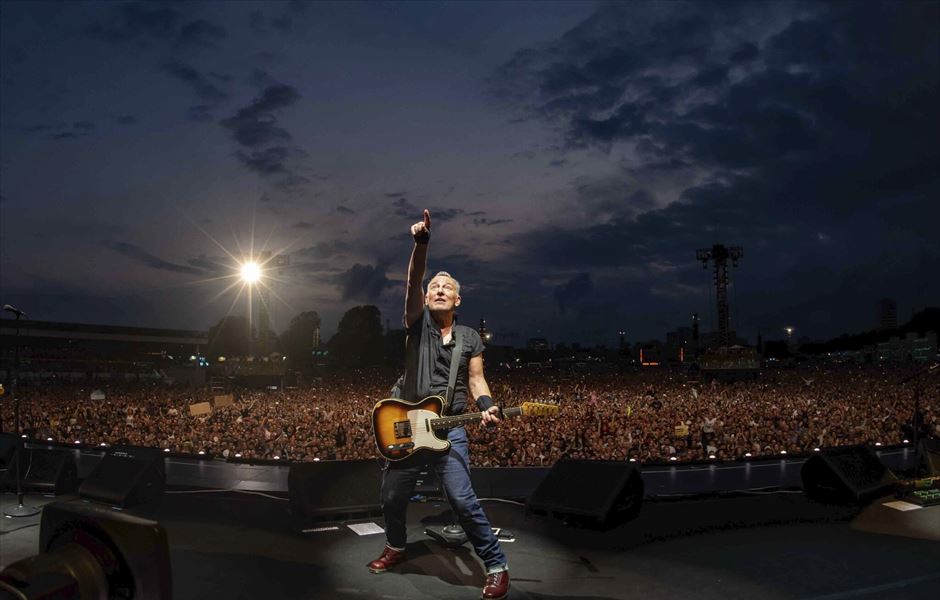 BRUCE SPRINGSTEEN AND THE E STREET BAND ANNOUNCE 2024 STADIUM TOUR