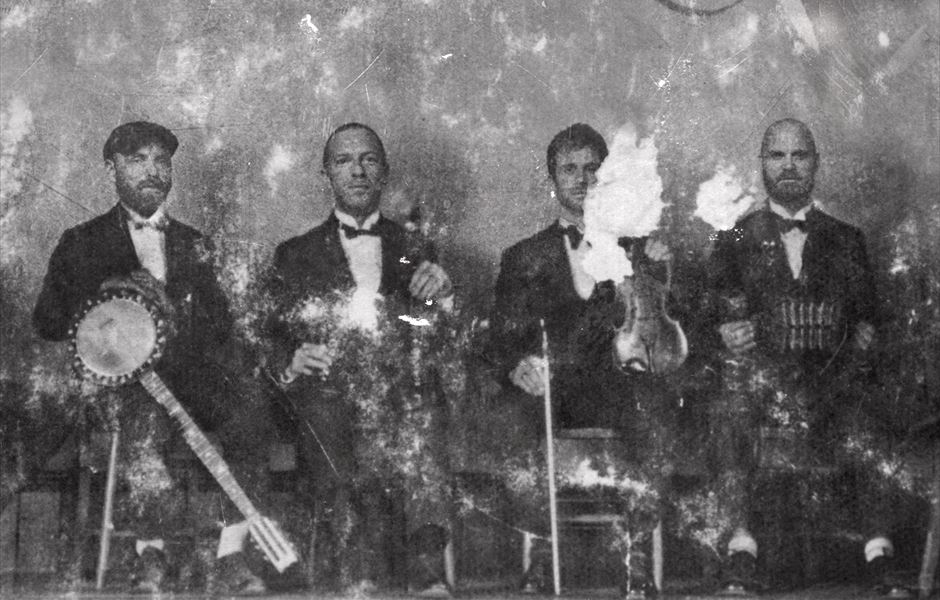 COLDPLAY ANNOUNCE ONE-OFF CHARITY PERFORMANCE AT LONDON'S NATURAL HISTORY MUSEUM