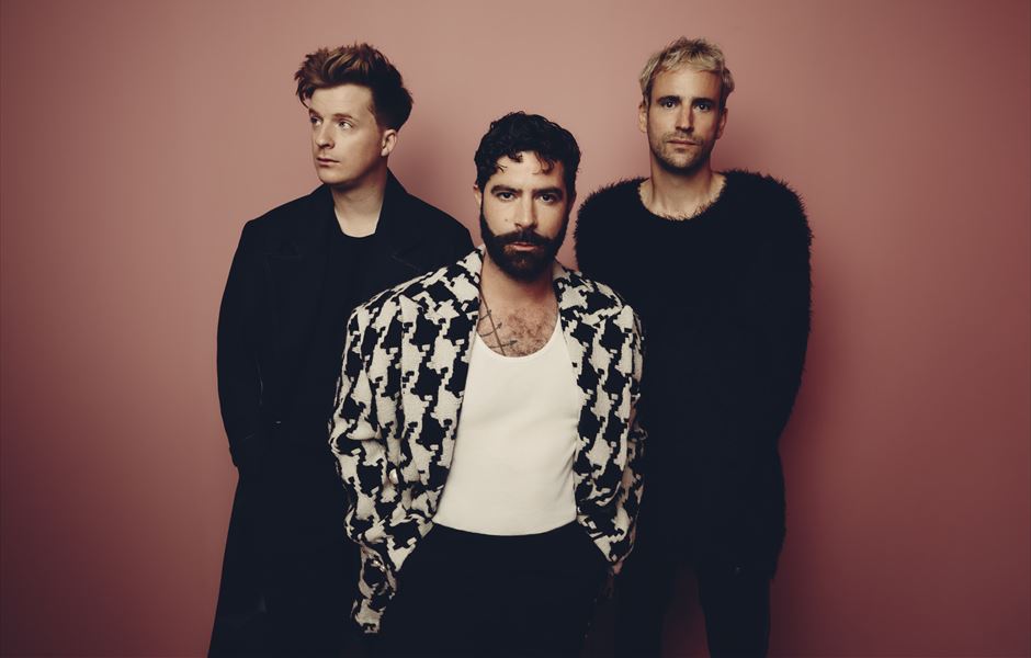 FOALS - EXTRA HEADLINE DATES ANNOUNCED TO 2022 UK TOUR